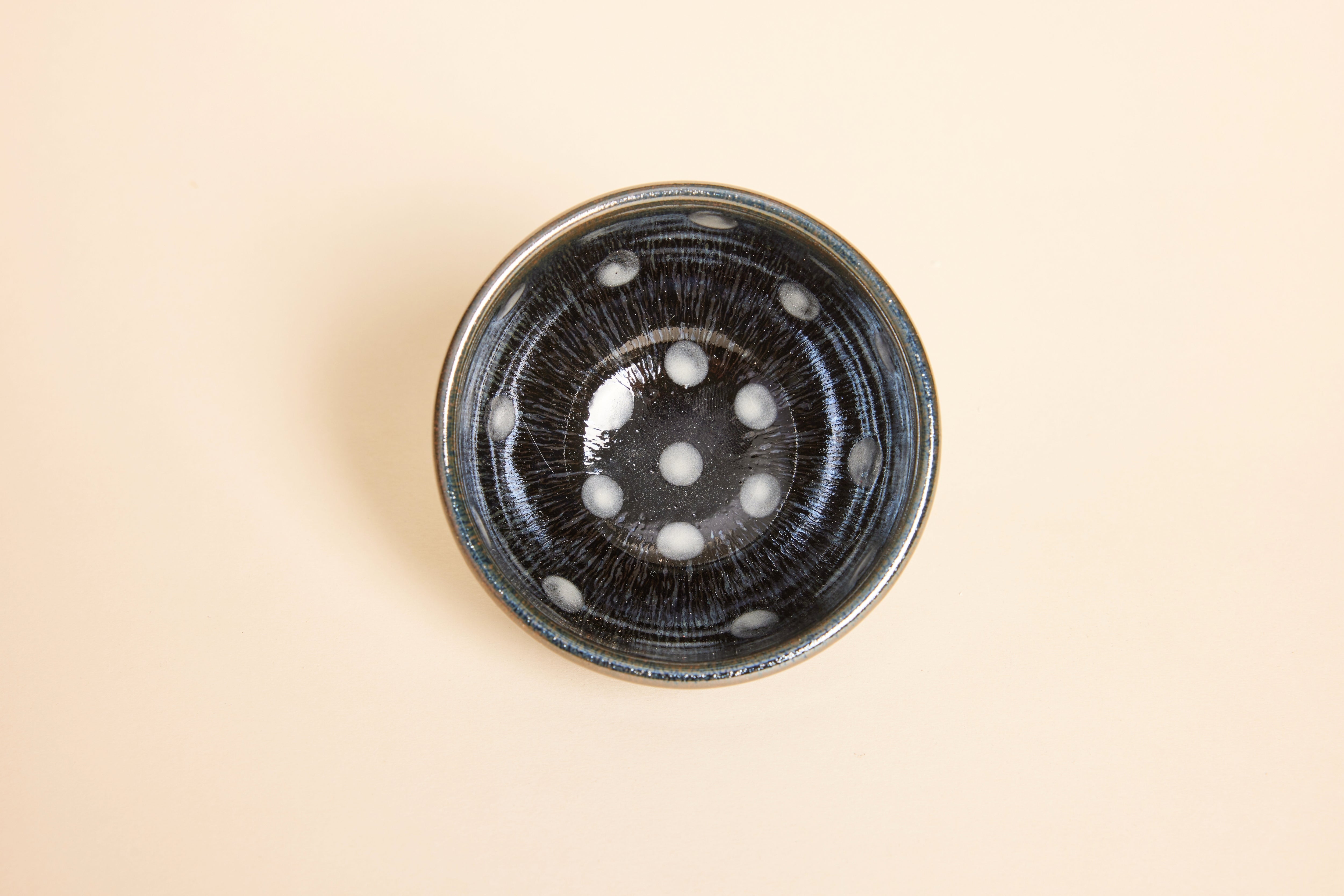 Ladybug – Tenmoku Jianzhan Tea Cup, Black Glaze with White Hare’s Fur and Dotted Motifs