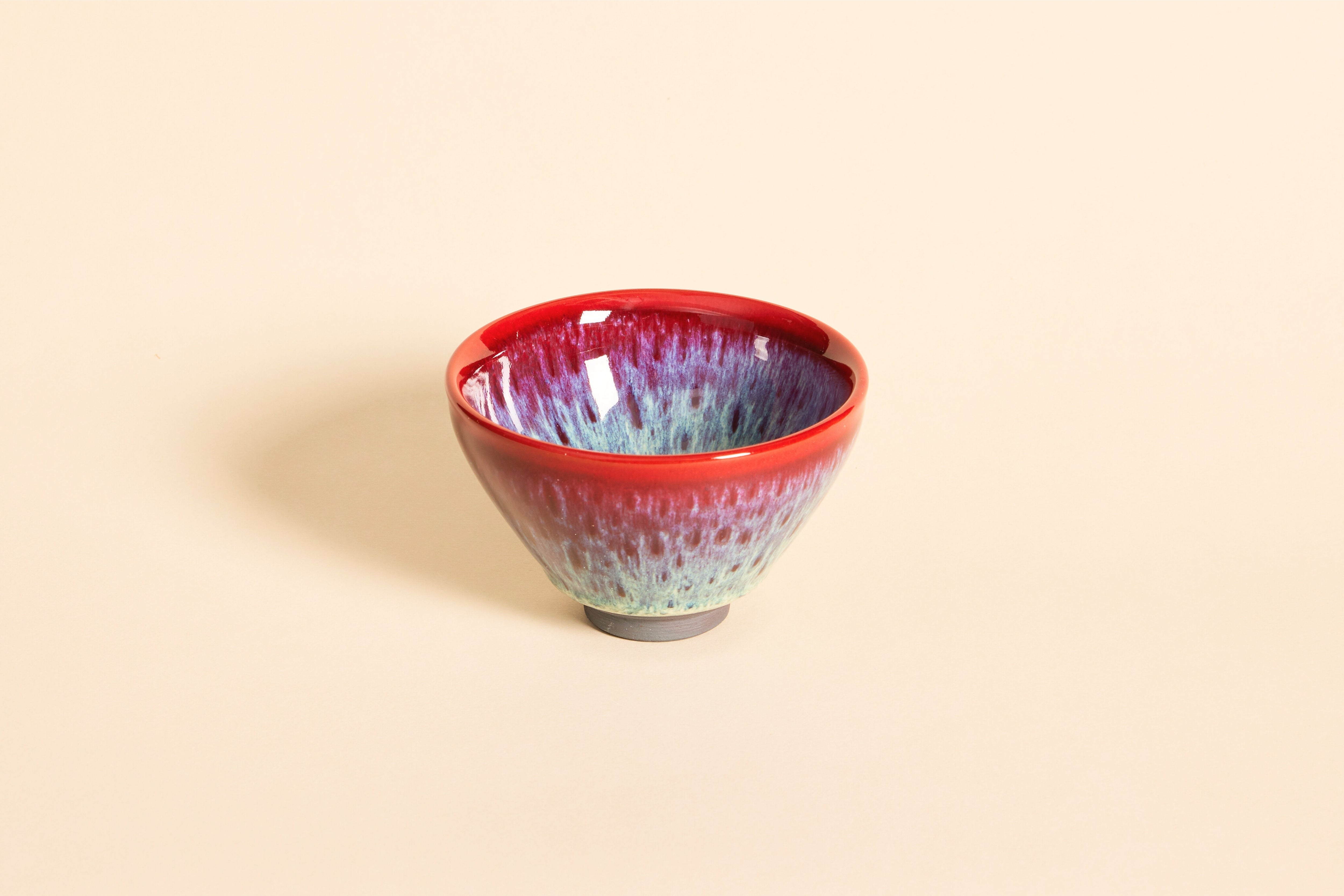 Peacock Fan – Tenmoku Jianzhan Tea Cup, Red Glaze with Peacock Tail Patterns